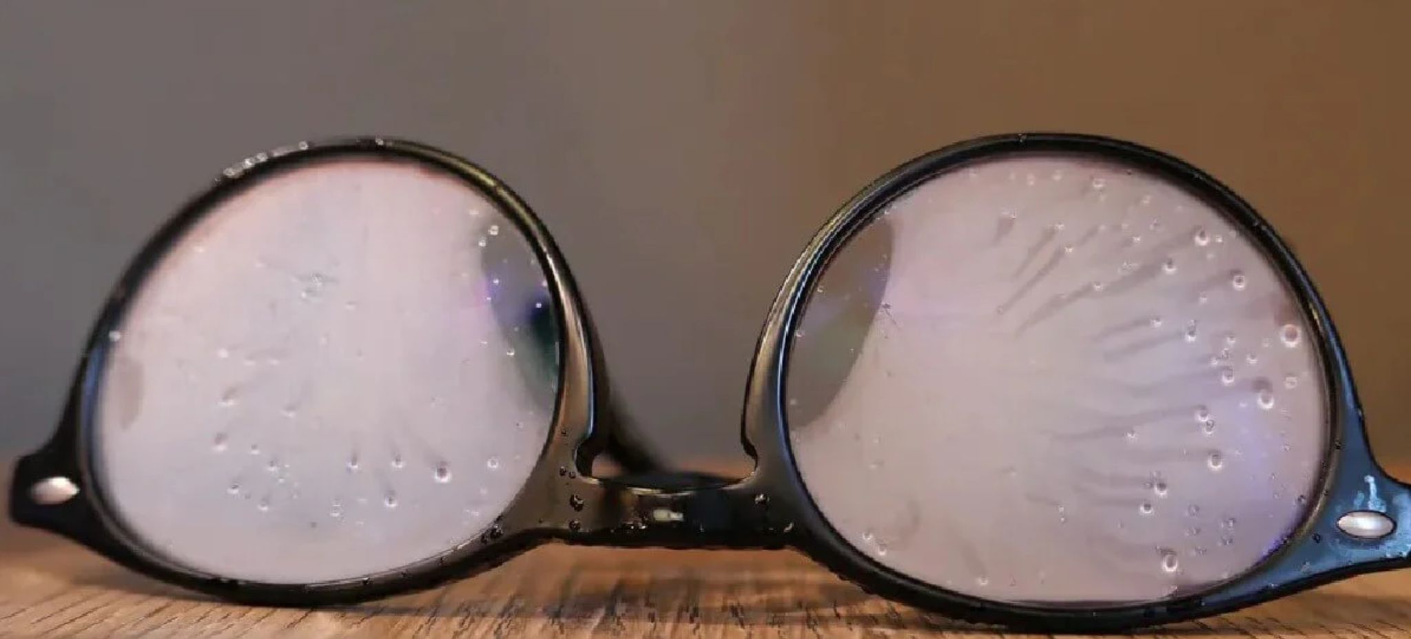 How To Get Rid Of Foggy Glasses